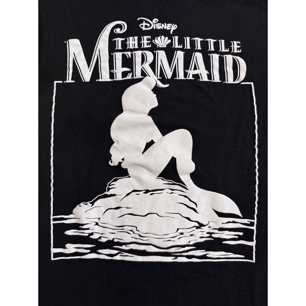 Disney The Little Mermaid Womens Small Black Ariel‎ Graphic T-Shirt Short Sleeve - Picture 2 of 6